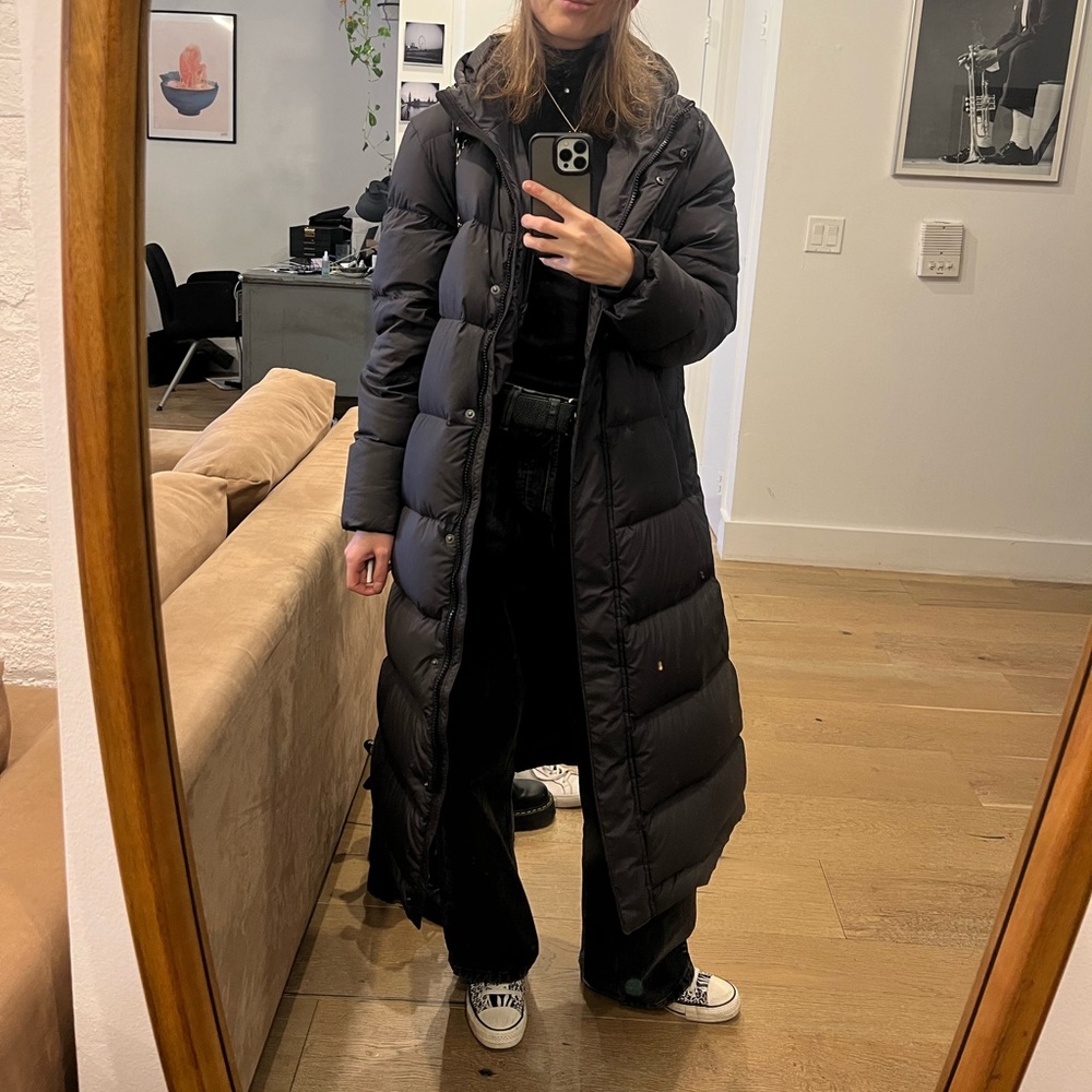 Patagonia Women's Silent Down Long Parka size L